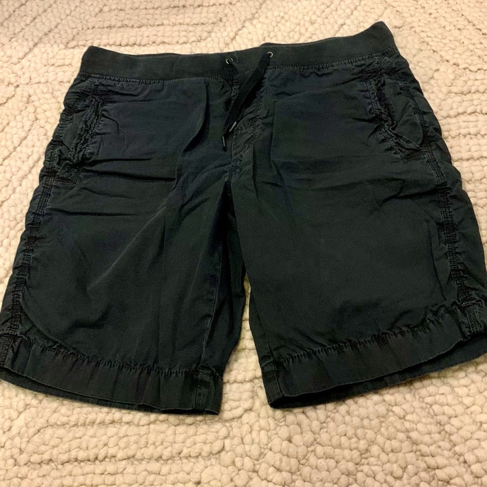 Gap Men's Shorts Black